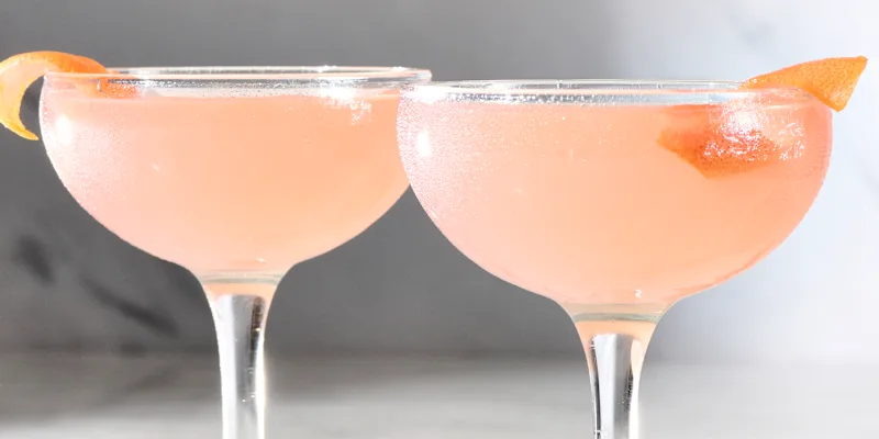 How to Make a Perfect French Blonde Cocktail